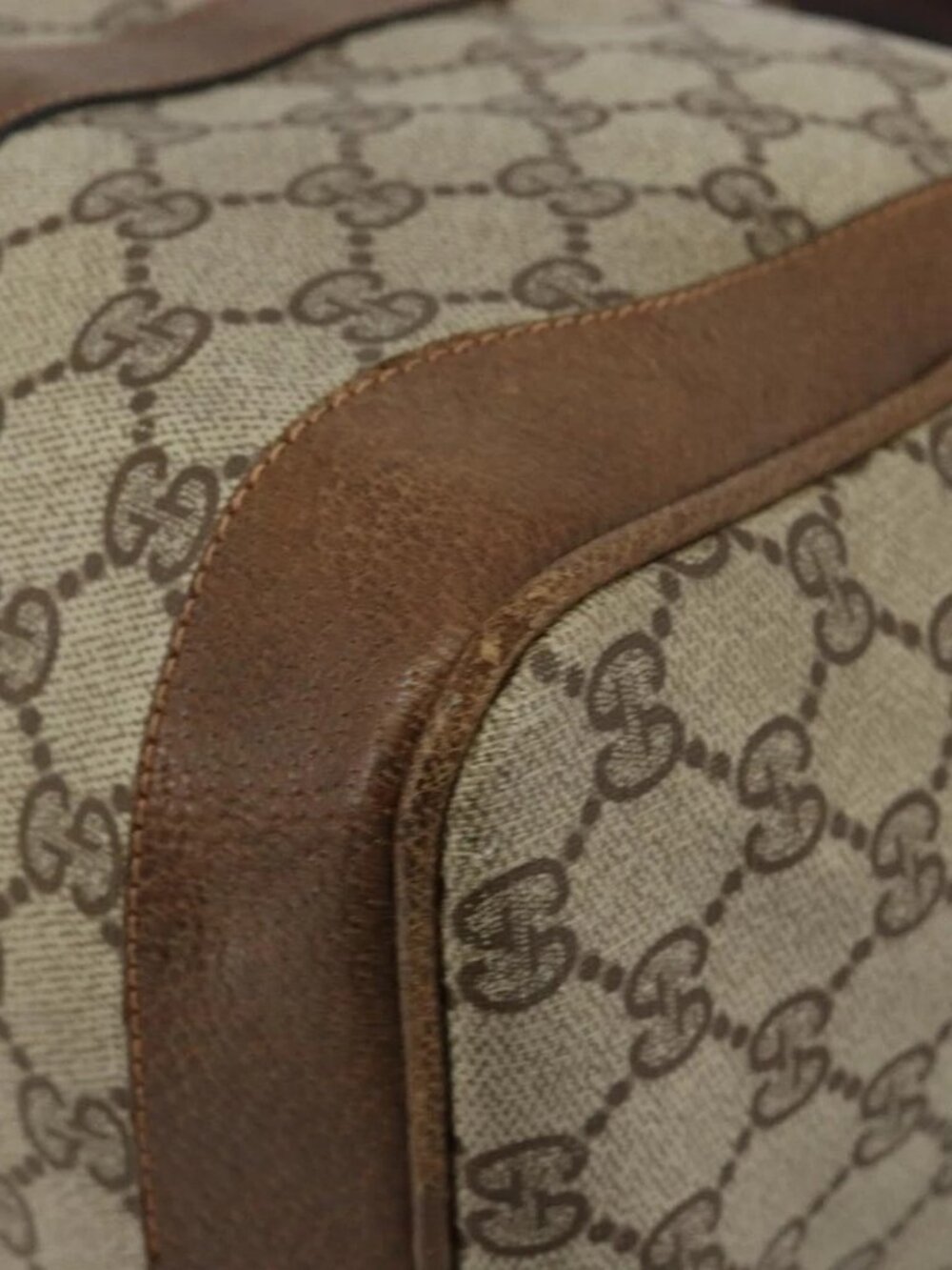 GUCCI GG Supreme Boston Bag PVC Beige Gold Auth 184499 - Picture 4 of 14